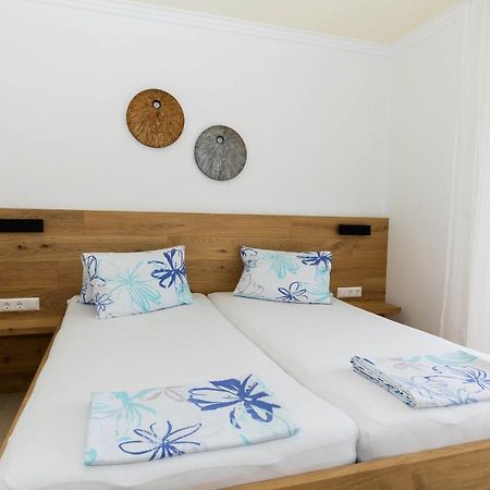 Apartmani Dea ซริกเวนิซา ภายนอก รูปภาพ