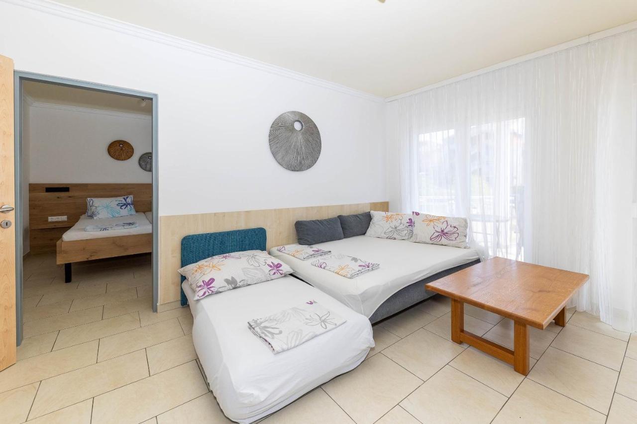 Apartmani Dea ซริกเวนิซา ภายนอก รูปภาพ