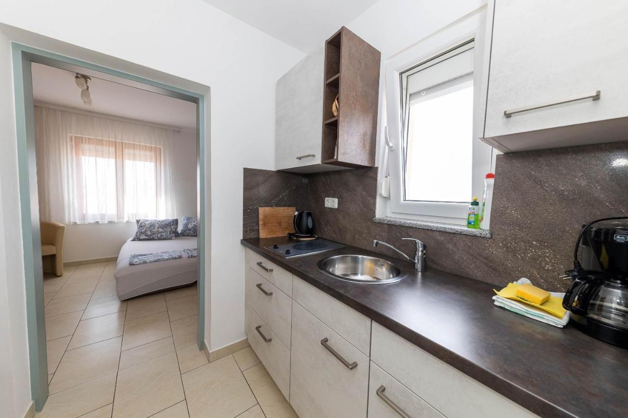 Apartmani Dea ซริกเวนิซา ภายนอก รูปภาพ