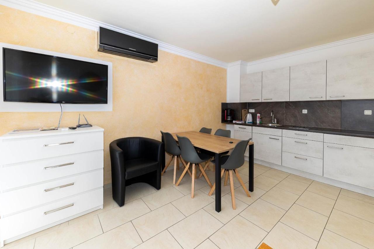 Apartmani Dea ซริกเวนิซา ภายนอก รูปภาพ
