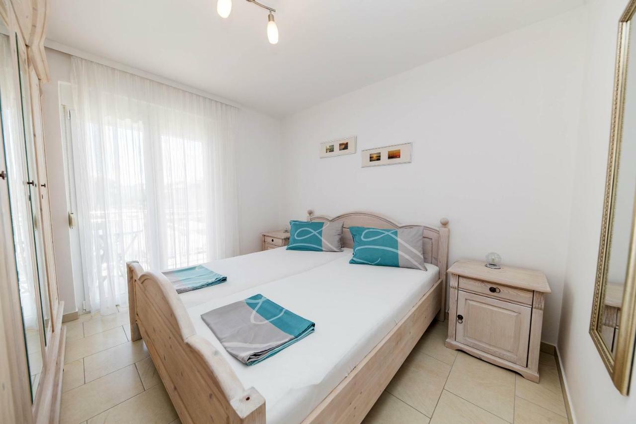 Apartmani Dea ซริกเวนิซา ภายนอก รูปภาพ